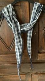 Blauw - grijs - wit geruite driehoekige sjaal, shawl, das, Ophalen of Verzenden, Zo goed als nieuw, Maat 38/40 (M), Sjaal