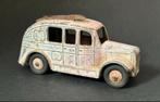 Dinky Toys - Stream Lined Fire Engine, No. 250, Ophalen of Verzenden, Zo goed als nieuw, Auto, Dinky Toys