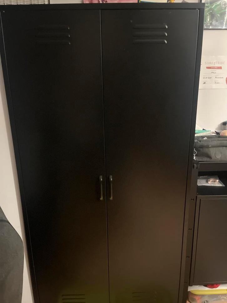 Metalen locker kast - zwart - nieuwstaat, Huis en Inrichting, Kasten | Kledingkasten, Nieuw, 150 tot 200 cm, Minder dan 50 cm