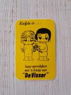 sticker liefde is haar opvrolijken met 'n frietje van De Vis, Verzamelen, Ophalen of Verzenden, Zo goed als nieuw, Bedrijf of Vereniging