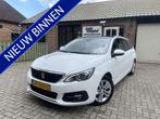 Peugeot 308 SW 1.2 PureTech Blue Lease Executive Panodak, Auto's, Voorwielaandrijving, Gebruikt, 1199 cc, Wit