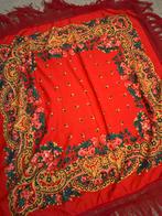 Roemenië Rode Vintage Bloemensjaal, Antiek en Kunst, Antiek | Kleding en Accessoires, Ophalen of Verzenden, Dames