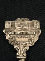 Lepeltje uit Egmond aan Zee, Antiek en Kunst, Antiek | Bestek, Ophalen of Verzenden