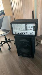 Phonic 2 x100w mixer en box 150-300 w, Muziek en Instrumenten, 5 tot 10 kanalen, Gebruikt, Ophalen of Verzenden