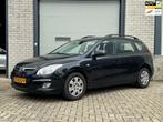 Hyundai I30 CW 1.6i Dynamic AIRCO/NAP, Stof, 1591 cc, 4 cilinders, Zwart