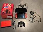 Switch - OLED Model - Mario Red Edition, Spelcomputers en Games, Spelcomputers | Nintendo Switch, Ophalen of Verzenden, Zo goed als nieuw
