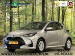 Toyota Yaris 1.5 Hybrid Active | Origineel Nederlands | Appl, Auto's, Gebruikt, 450 kg, 49 €/maand, Bedrijf