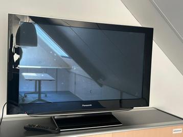 Grote televisie beschikbaar voor biedingen