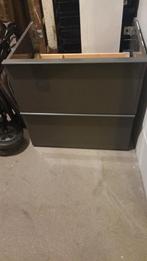 Ikea badkamerkastje 60x45 kunststof grijs met gratis kraan, Huis en Inrichting, Badkamer | Badkamermeubels, Overige typen, Ophalen of Verzenden