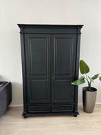 Robuuste houten kast - Verfbeurt nodig, Huis en Inrichting, Ophalen, Gebruikt, 100 tot 150 cm, 150 tot 200 cm