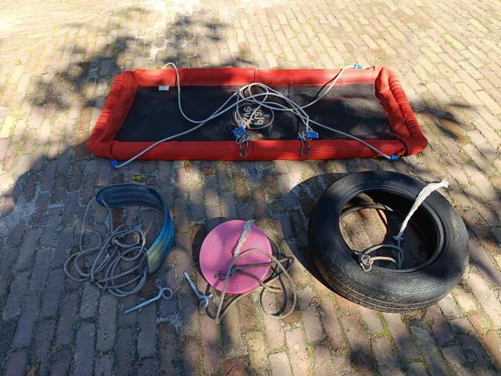 schommelconstructie met veel toebehoren!, Kinderen en Baby's, Speelgoed | Buiten | Speeltoestellen, Zo goed als nieuw, Schommel