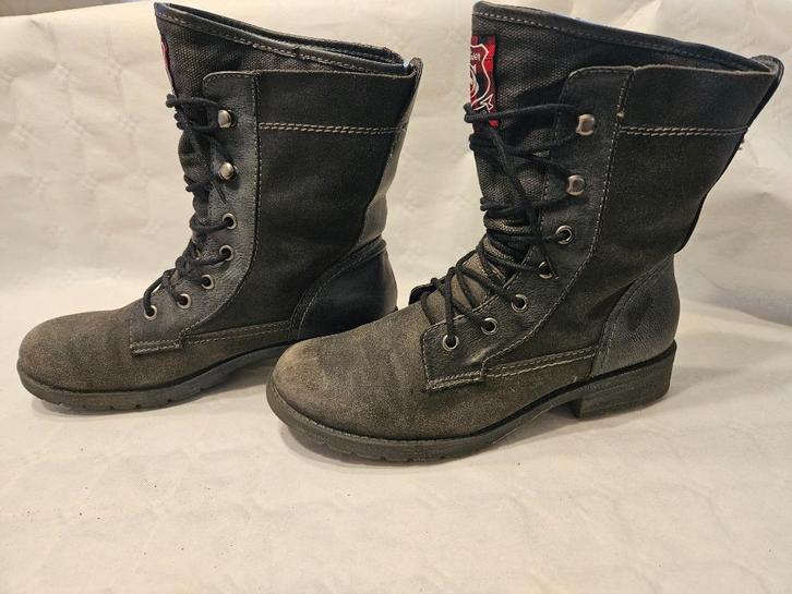 Stevige kaplaarzen met verdikte voering S Oliver maat 39, Kleding | Dames, Schoenen, Gedragen, Lage of Enkellaarzen, Overige kleuren