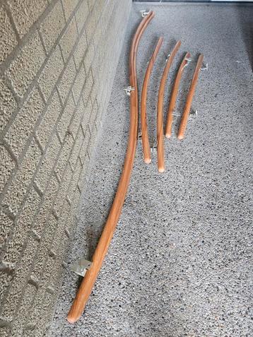 Houten Trapleuningen - 2x290, 2x150, 2x105 beschikbaar voor biedingen