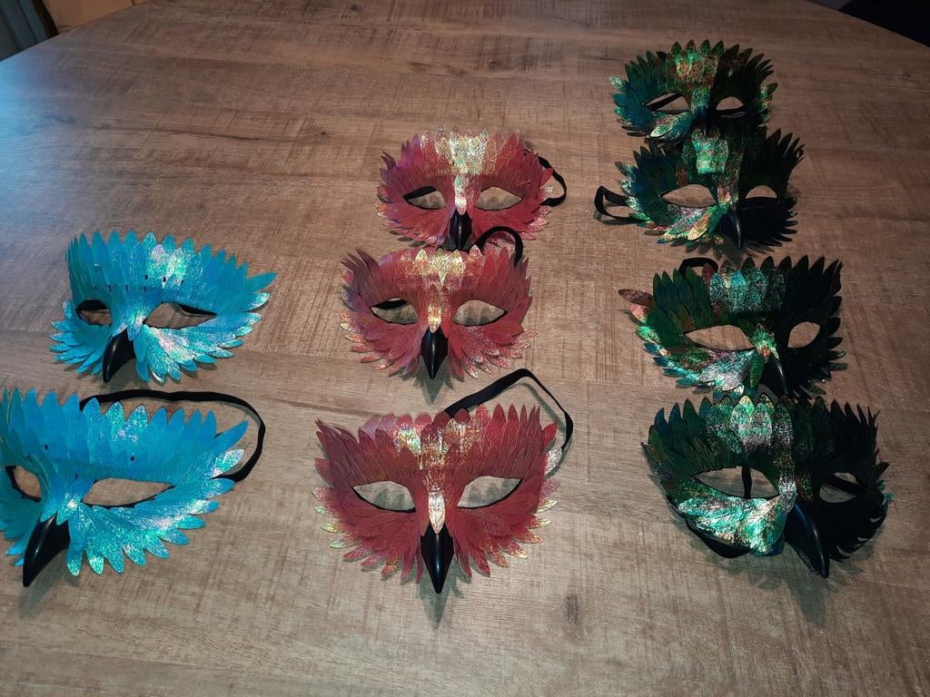9 Prachtige carnaval vogel maskers, Ophalen of Verzenden, Zo goed als nieuw, Carnaval