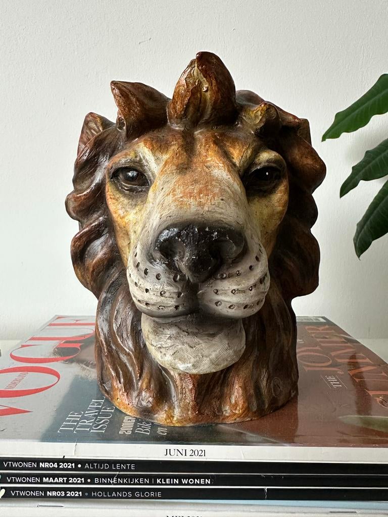 Vaas Byon Leeuw - Nieuw, Huis en Inrichting, Woonaccessoires | Vazen, Overige kleuren, Aardewerk of Porselein, Nieuw, Ophalen of Verzenden