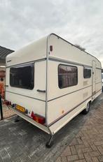 Leuke burstner club met voortent leuke beginners caravan, Caravans en Kamperen, Caravans, Schokbreker, Bedrijf, Treinzit, Overige typen