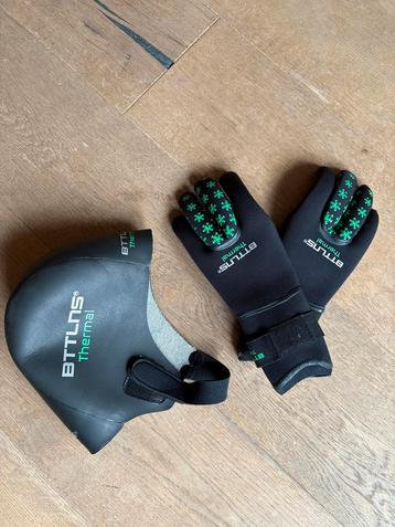 BTTLNS Neopreen Handschoenen & Muts L - Winterzwemmen beschikbaar voor biedingen