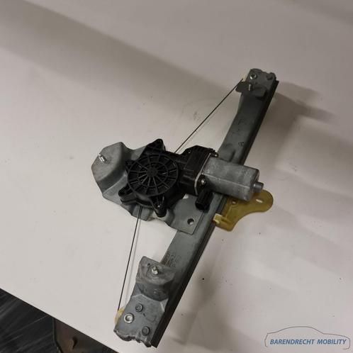 Renault Clio IV raam mechanisme motor ruit mechaniek rechts, Auto-onderdelen, Ruiten en Toebehoren, Renault, Gebruikt, Ophalen of Verzenden
