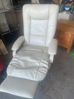 Te koop relaxfauteuil relaxstoel wit met draaipoot, Minder dan 75 cm, Leer, Ophalen of Verzenden, Zo goed als nieuw