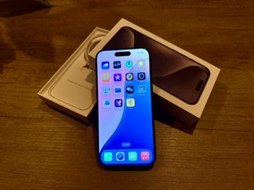 Apple iPhone 15 Pro 128GB Zwart Titanium beschikbaar voor biedingen