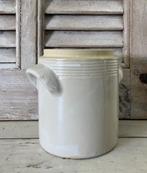 Frans lichtgrijze olijven grespot met deksel, Antiek en Kunst, Ophalen of Verzenden