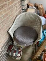 2 rieten stoelen gratis ophalen, Huis en Inrichting, Stoelen, Ophalen, Gebruikt, Twee, Overige kleuren