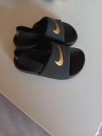 Nike slipper maat 20 zeer netjes!, Ophalen of Verzenden, Zo goed als nieuw