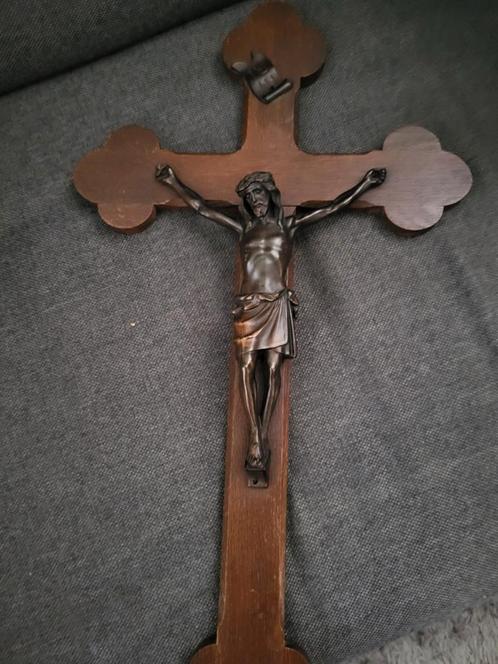 Antiek Houten Kruis met Jezus, Antiek en Kunst, Antiek | Religie, Ophalen of Verzenden