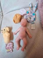 mini reborn baby meisje 8 cm met accessoires, Verzamelen, Ophalen of Verzenden, Nieuw, Poppenhuis