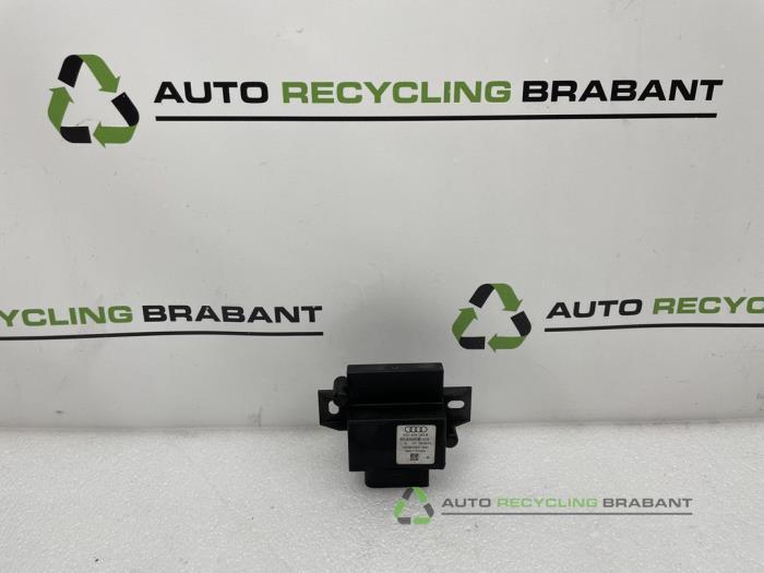 Brandstofpomp relais van een Audi A4, Auto-onderdelen, Gebruikt, -, -, Ophalen of Verzenden