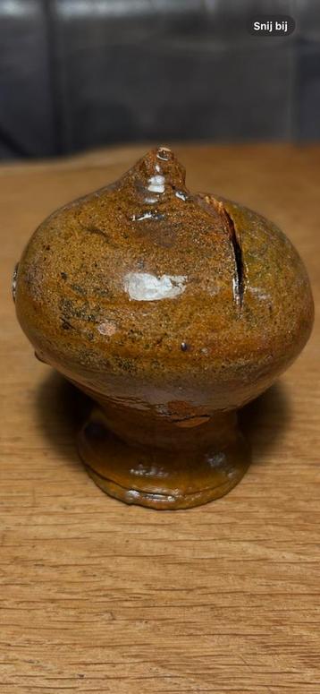 Spaartietje spaarpot bodemvondst 17e eeuw beschikbaar voor biedingen