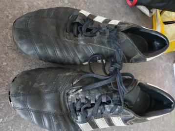 Adidas AdiCore voetbalschoenen beschikbaar voor biedingen