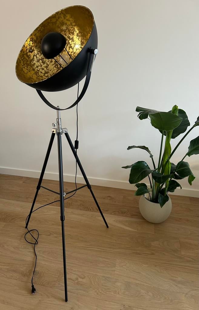Industriele vloerlamp QAZQA, Ophalen of Verzenden, Zo goed als nieuw, 150 tot 200 cm