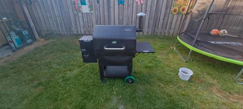 Green Mountain Grills Daniel Boone, Tuin en Terras, Houtskoolbarbecues, Gebruikt, Met accessoires, Ophalen