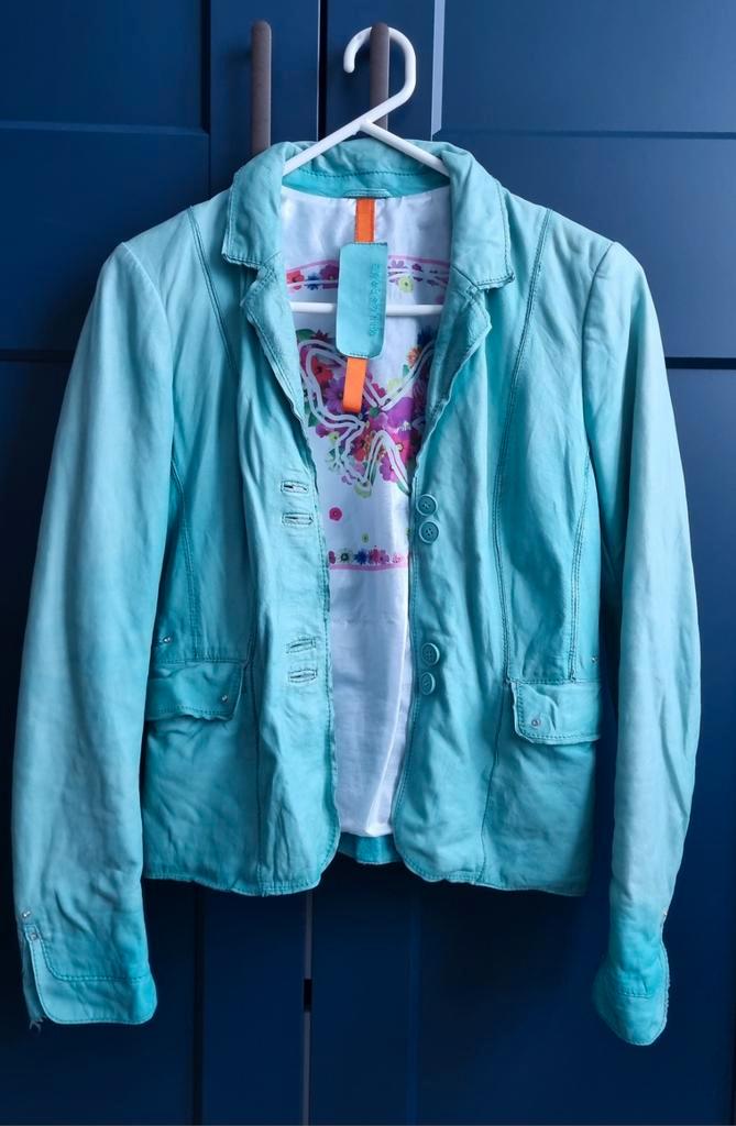 Wat een leuk turquoise leren jasje! Mt38 (IT44), Milestone, Kleding | Dames, Jasjes, Kostuums en Pakken, Zo goed als nieuw, Jasje