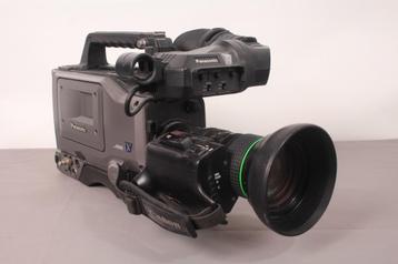 C003-Panasonic AG-DVC200 Canon YH18x6.7KP