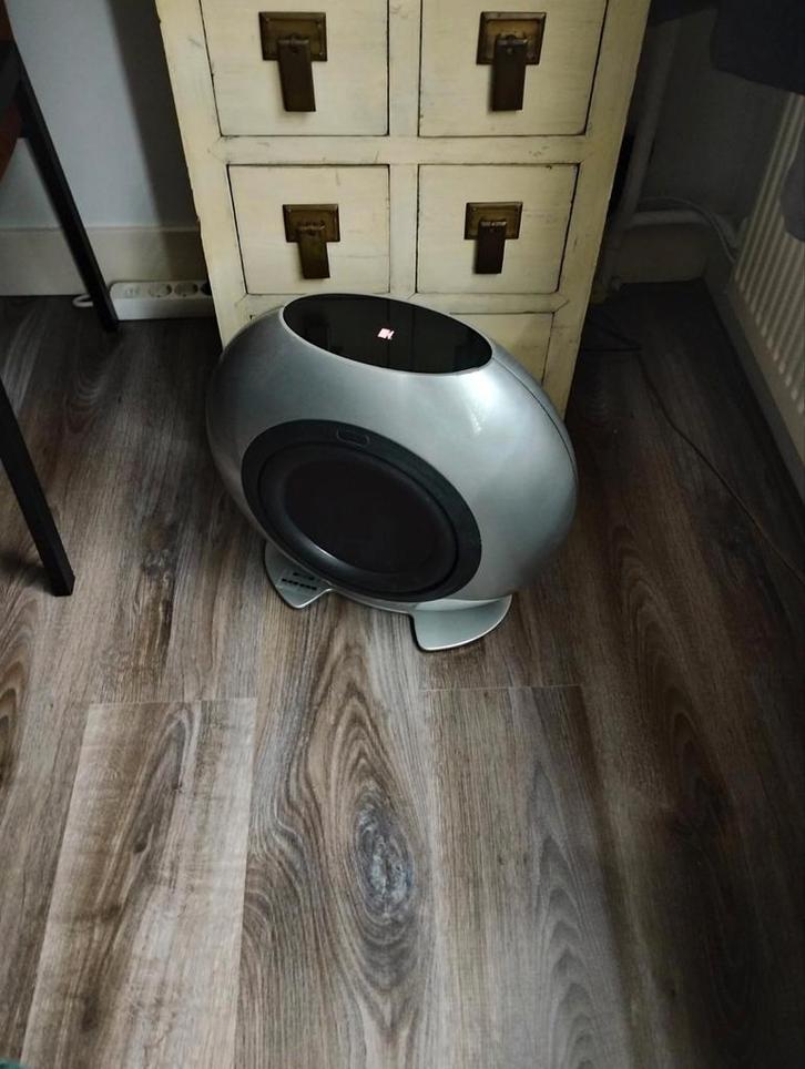 Kef HTB2 actieve 10 inch design subwoofer 250 Watt rms, Audio, Tv en Foto, Luidsprekers, Gebruikt, Subwoofer, 120 watt of meer