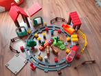 Leuke speelgoed blokjes / treinbaan / stal - boerderij, Ophalen of Verzenden, Gebruikt