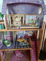 Kidkraft Large Wooden Dollhouse with 10 addon Barbie Dolls, Verzamelen, Poppenhuizen en Toebehoren, Poppenhuis, Ophalen of Verzenden