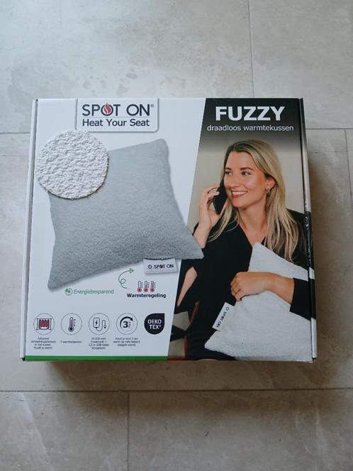 Wit teddy draadloos warmtekussen van Spot On ZGAN, Huis en Inrichting, Woonaccessoires | Kussens, Zo goed als nieuw, Wit, Vierkant