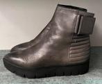 Vic Matie.   Grijze leren laarsjes.   Mt 39., Kleding | Dames, Schoenen, Lage of Enkellaarzen, Ophalen of Verzenden, Zo goed als nieuw