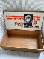 Dobbelman, Nijmegen  vintage houten doos voor de zeep, Verzamelen, Ophalen of Verzenden, Zo goed als nieuw, Verpakking