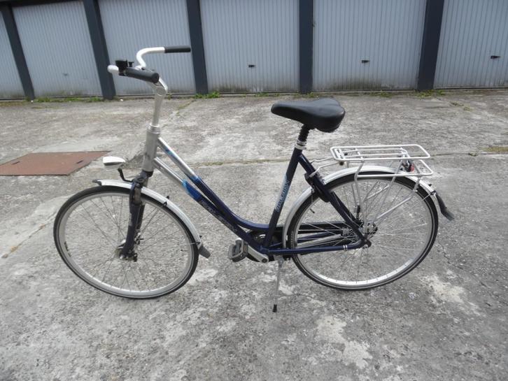 Prachtige,bijna nieuwe Raleigh Priority damesfiets terugtrap, Fietsen en Brommers, Fietsen | Dames | Damesfietsen, Zo goed als nieuw