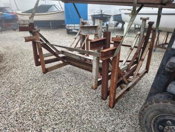 Bootbok stallingsbok stallingbok boot cradle beschikbaar voor biedingen