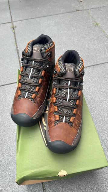 Keen bergschoenen beschikbaar voor biedingen