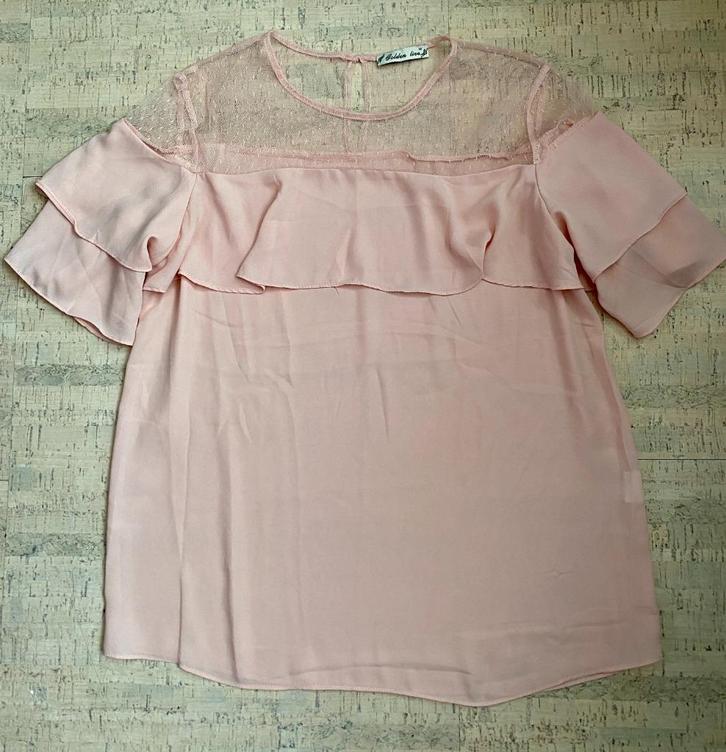 Golden Live lichtroze blouse t-shirt kanten bovenkant - mt M, Kleding | Dames, Tops, Zo goed als nieuw, Maat 38/40 (M), Roze, Korte mouw