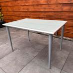 IKEA tafel (model VIKA), Huis en Inrichting, Ophalen, 100 tot 150 cm, 50 tot 100 cm, Rechthoekig