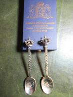 LEPELTJES Koninklijk huis Inhuldiging 30 april 2013 2 st., Ophalen of Verzenden, Nieuw, Nederland, Speld(je) of Lepel(tje)