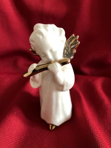 Goebel engeltje met fluit beschikbaar voor biedingen