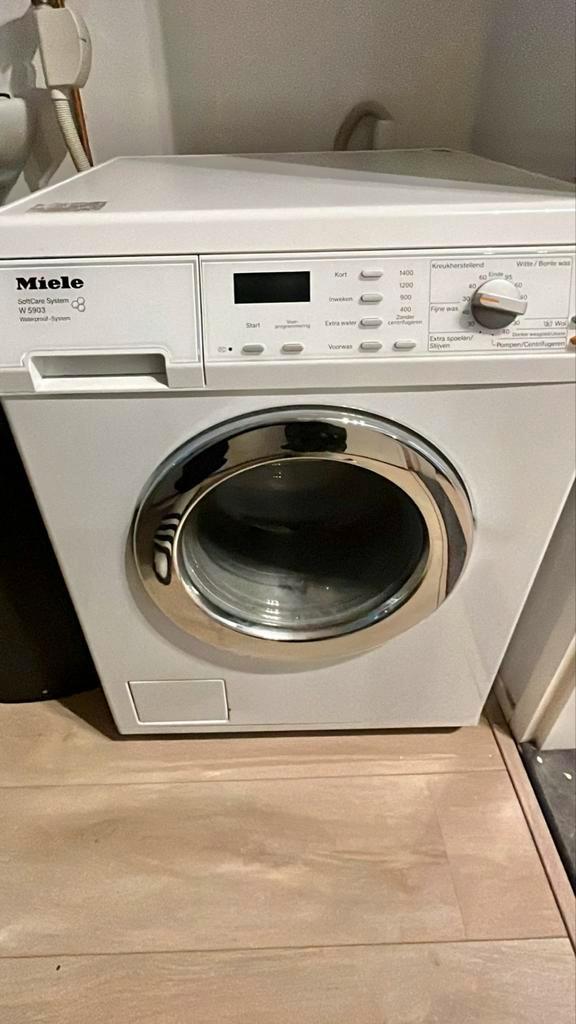 Miele W 5903 Wasmachine - 1400 toeren, Witgoed en Apparatuur, Wasmachines, Gebruikt, Voorlader, 6 tot 8 kg, 85 tot 90 cm, 1200 tot 1600 toeren